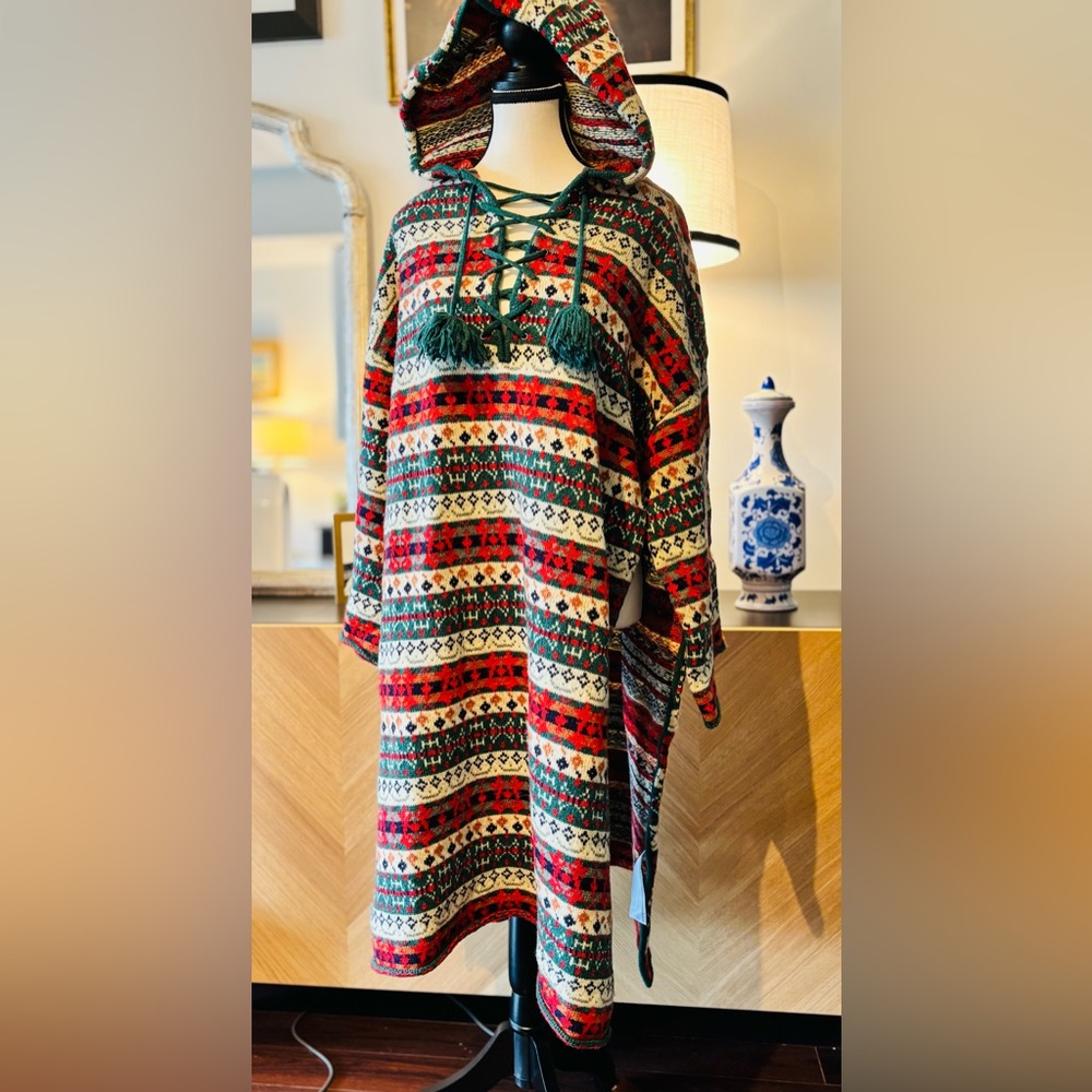 ZARA Nordic Colorful Hooded Poncho with Tassels - Picture 4 of 12